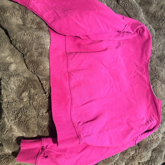 Champion Sweaters - Champion sweatshirt Women L Pink Big Spell Out Multicolor Logo crop